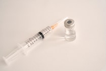 海外転勤や長期滞在が決まったら「渡航ワクチン」の接種を！ 打つ種類や回数を解説