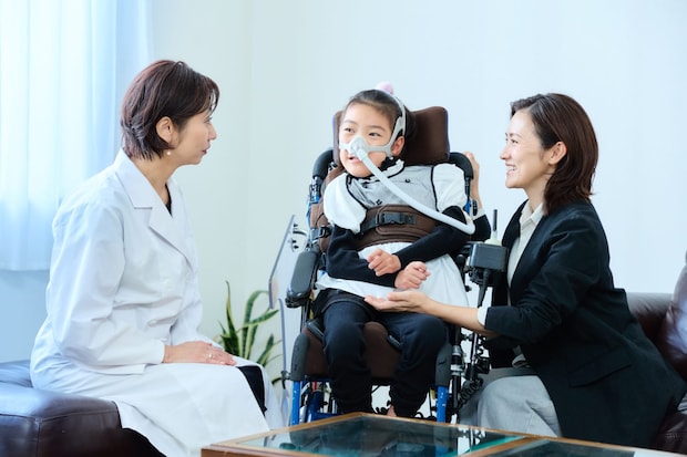 直面した生活の中の不便さと“難病”を越えてたくましく成長する娘の姿