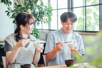 高血圧の食事のポイント｜血圧を下げる食べ物・上げる食べ物・食べ方のコツを解説
