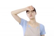 疲れじゃなく重い病気の可能性も？目がかすむ時に起こりうる病気