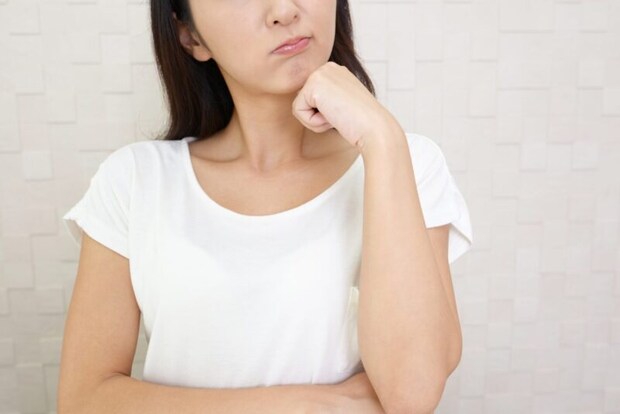 イライラする女性