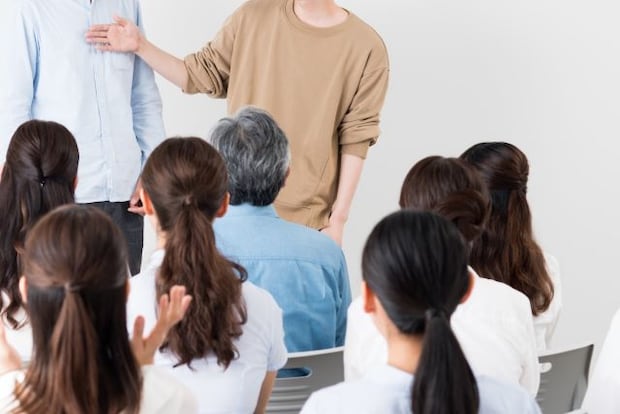 残りの人生を自由に過ごすために大学を中退してお笑いの道へ