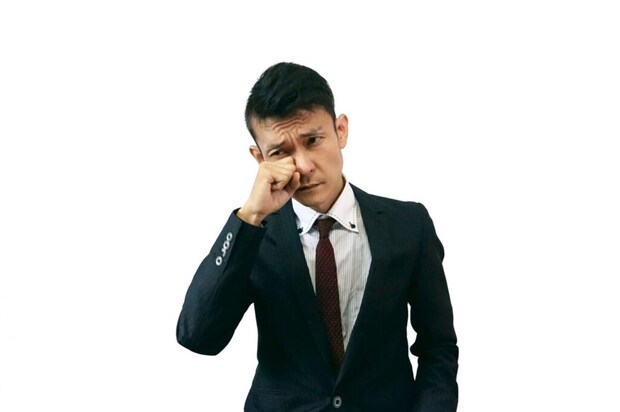 眼がかすむ男性