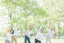 寝たきりにならないために! 医師が｢寝たきり予防｣の運動や拘縮を防ぐ方法･リハビリを解説