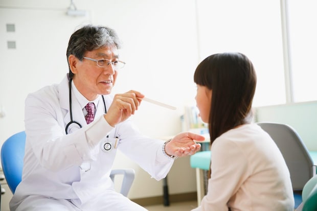 喉の痛みがある場合の受診のタイミング