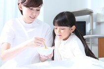 食物アレルギーは“食べさせない”から“食べて治す”時代に 専門医が伝えたい「必ず守って欲しい注意点」とは