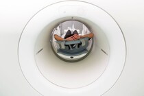 がん検診の｢PET (PET-CT) 検査とは何か｣を医師が解説 メリット･デメリットは? わかる｢がん｣･わからない｢がん｣もある?