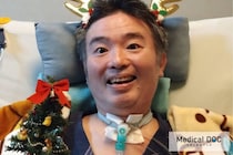 ALSで声を失ったニャンちゅう声優・津久井教生。「生きればいいじゃん」妻と歩む“不治ではない”未来