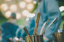 【闘病】「大腸」に“大きな腫瘍”のはずが『腎臓がん』判明… 術後も激痛で急遽入院したワケ