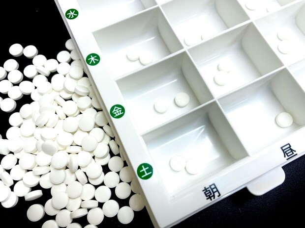 自宅介護での服薬管理に役立つアイテムとスムーズに進めるコツ