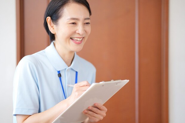 訪問介護サービスのメリットとデメリット