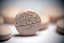 ワーファリン（抗凝固薬）服用時に禁忌の食べ物3選！ 食べると命にかかわる可能性もある？