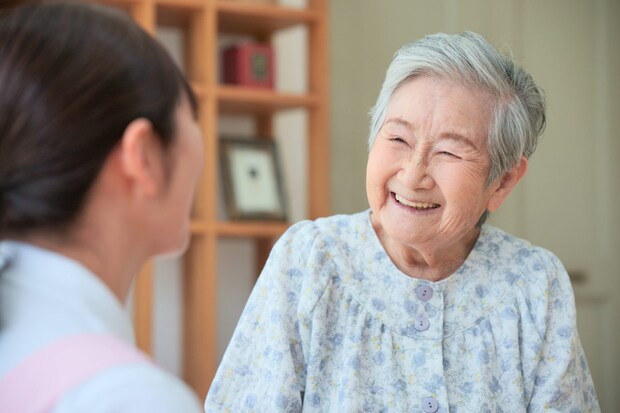 生活保護でも介護保険は利用できる？保険料や自己負担額、手続きを解説