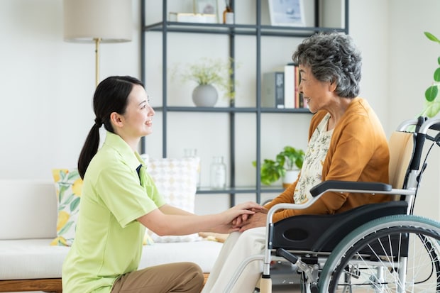 要介護4でもらえるお金|基本は現物給付