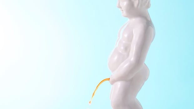 放置厳禁! 「血尿」や「尿の勢いが弱い」は病気のサイン? 受診すべき5つの目安【医師解説】