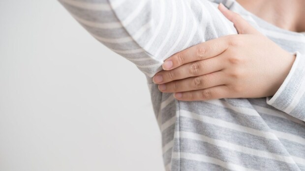 「ワキの多汗症」へのボトックス注射の効果はどのくらい続く？ 繰り返し治療して危なくない？