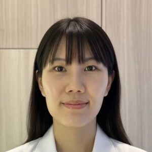 中西 真悠