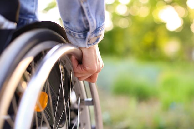 生活介護とは？サービス内容や利用条件、手続き方法を解説