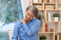 五十肩･四十肩の治療法を医師が解説 腕が上がらない･肩が痛い症状の治し方