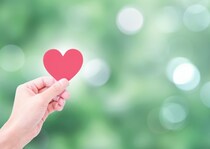 ～実録・闘病体験記～ 女子高校生が「先天性の病気であっても幸せ」と語るワケ《ウルリッヒ病》