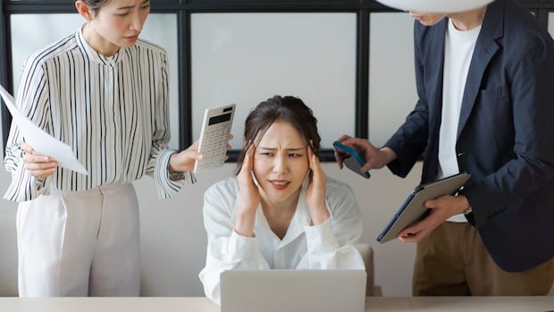 職場が合わないだけじゃない。『適応障害』の人が抱える困難と正しい支援