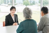 親の認知症を相談できる窓口と相談の手順、最初の一歩の踏み出し方を解説