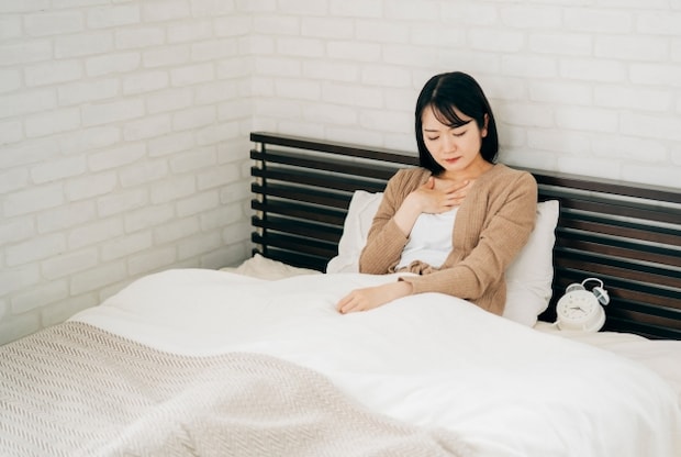 眠っていても動悸で目が覚めてしまう