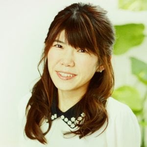 越川 愛子