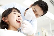 矯正治療を早く終わらせるには？ 期間を長引かせないための注意点を矯正医が解説