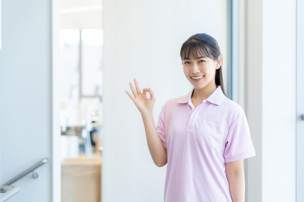 認知症の方の施設選びで家族が確認すべき5つのポイント