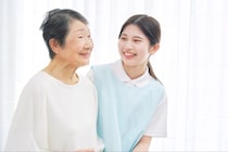 認知症の方向けの施設とは？入居できる施設の種類と選び方のポイントを解説
