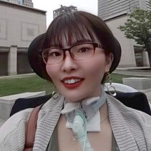門傳佑子さん