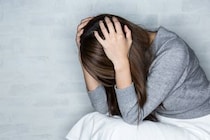メンタルヘルスケアに漢方薬は効果ある？ 精神科医が不安や気分の落ち込みと漢方薬の効果を解説