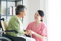 老健施設の入所条件や費用、他施設との違いをわかりやすく解説！