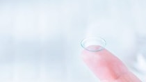 寝るとき『コンタクトをつけるだけ』の近視治療「オルソケラトロジー」は何日で効果が出る？