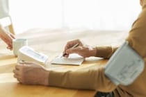 「急性大動脈解離」とは？原因・症状・治療法についても解説！【医師監修】