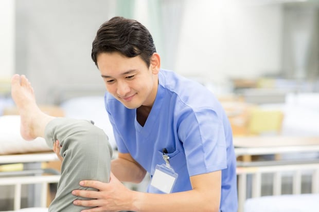 膝が痛いときのリハビリテーションってどんなことをするの？