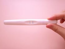 妊娠発覚前（妊娠超初期）の飲酒・タバコ「デキてすぐやめれば問題なし」の理由に納得