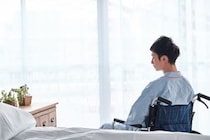 「家族が半身麻痺で装具が必要に」 購入する時の注意点を理学療法士が解説