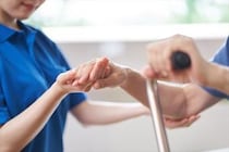「ロコモ」と診断されたら？ 原因と対策について介護福祉が解説