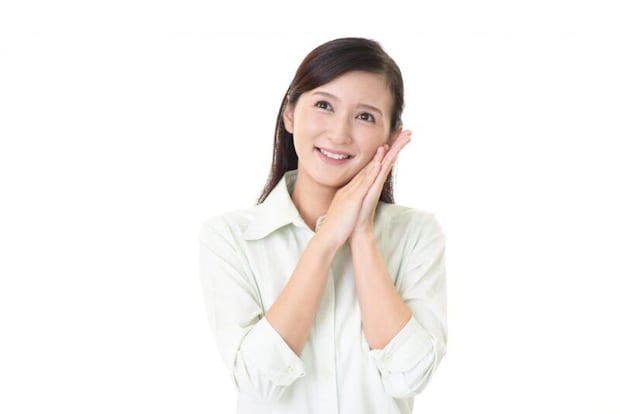 笑顔の女性