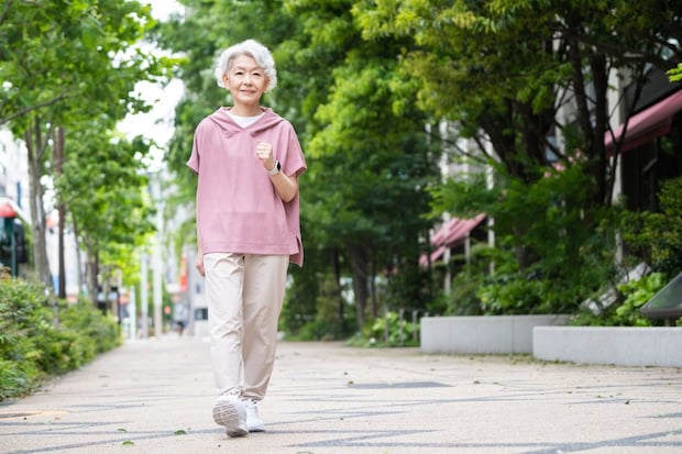 人生100年時代、健康な膝で長く歩くために