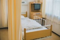 【闘病】苦しさを周囲に理解されづらい『ベーチェット病』 再発・入院には「また?」の声…