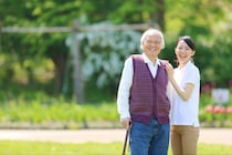 老人ホームの種類と違いを詳しく解説！公的・民間の特徴や選び方とは