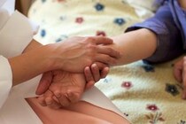 訪問診療で相談できることは？地域で支える在宅医療や緩和ケアの役割を解説