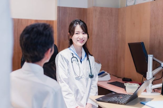 女性ドクター