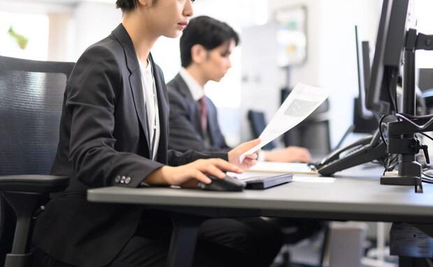 「座っている時間」より「動かない時間」がリスクになる？