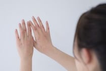 【闘病】筋肉痛だと思っていたら皮膚筋炎だった。身体に力が入らなくなる病とは