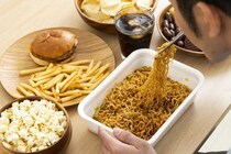 超加工食品は「パーキンソン病」死亡リスクを高める 超加工食品の“コワい健康被害”とは