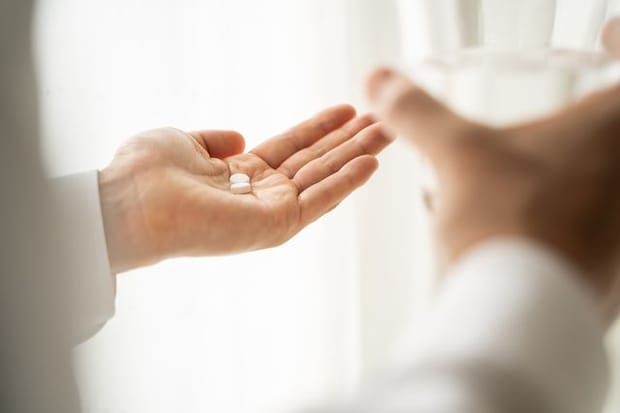長時間同じ姿勢でいることが辛くなり、手術を決断
